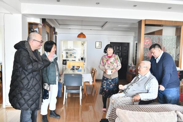 1643514283162123.jpg 曹庆_爱奇艺.jpg